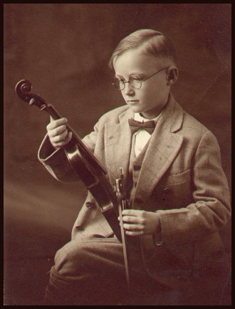 Ludwig Yakimoff, age 9, 1925